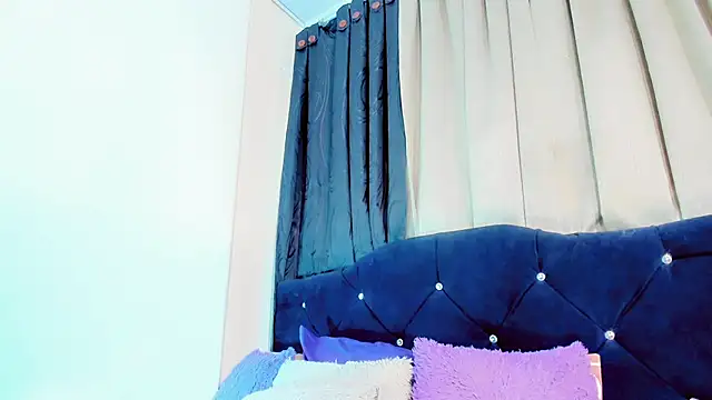 lesly_xxのウェブカメラショー