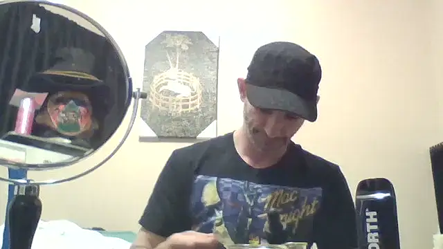 hailzeffn: онлайн-секс-чат