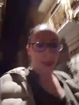 دردشة Astrid3 الجنسية المباشرة