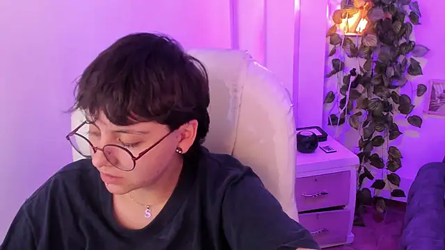 Nathaly_ds: απευθείας συνομιλία ΧΧΧ