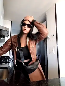 Esmeralda333 – Live XXX-chat