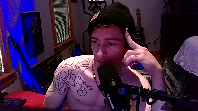 LEVIATHANX666: вебкам-шоу