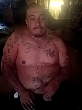 Dick4yourholes élő XXX-chatje