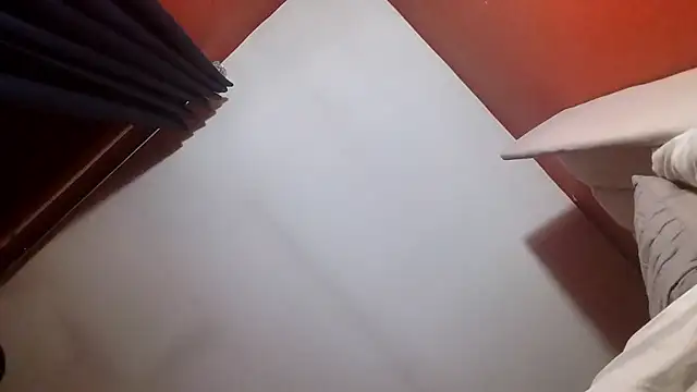 Sophrob96x – Live XXX-chat