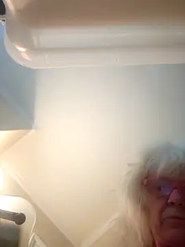 IMS_BHAVEN – Live XXX-chat