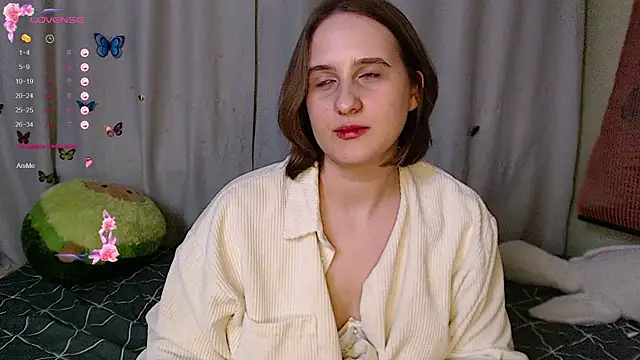 Phantommira Adlı Modelin Canlı XXX Sohbeti