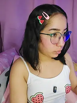 anni_ross: διαδικτυακό σόου στην κάμερα