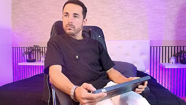 Adams_Sanz Adlı Modelin Web Kamerası Şovu