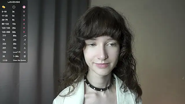 Онлайн чат XXX DellaLeck