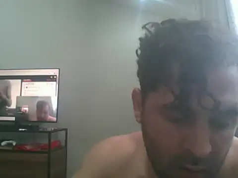 MrPatrick777: онлайн-секс-чат