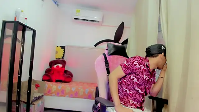 Top_and_bottom – Live XXX-chat