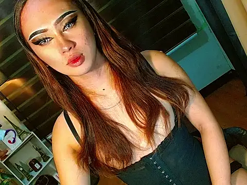 HOLLYWOOD_QUEEN_88's Webcam Show