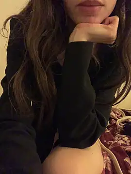 Chat +18 de Labelleamira ao vivo