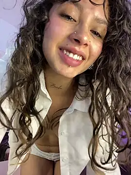 Dreanaa 라이브 XXX 채팅