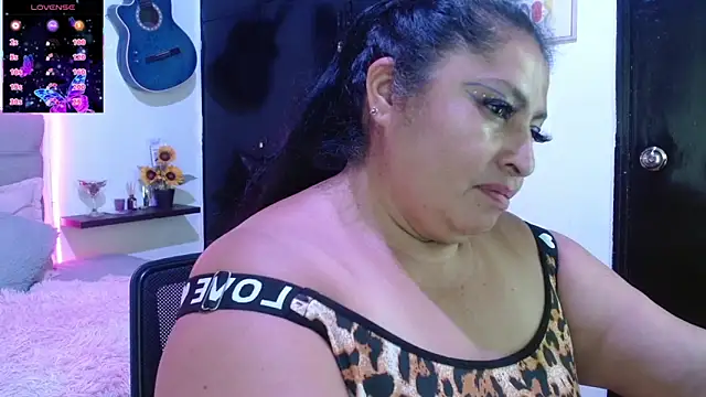 Chat XXX ao vivo de Keyla01_