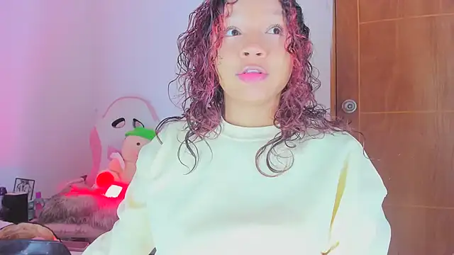 Emily_Coper18 Live XXX-Chat