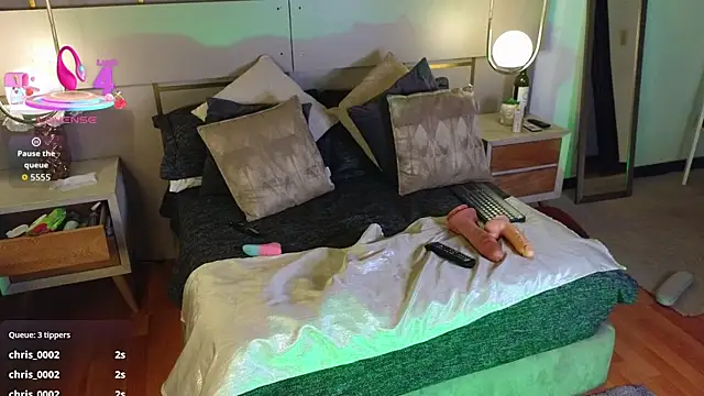 Lina_Montclair élő XXX-chatje