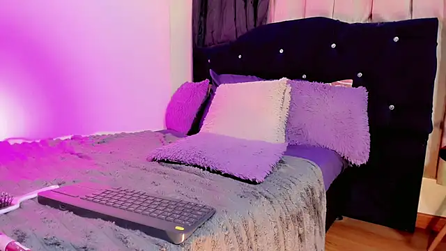 lesly_xx – Kamerová šou