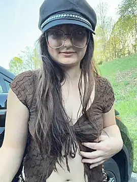 urpuppymoon's Webcam Show