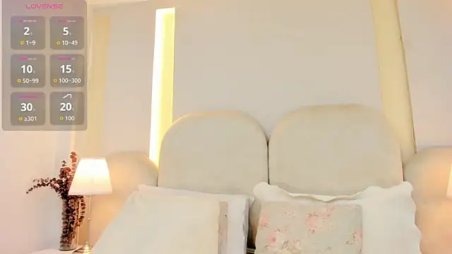 SalomeeBellのライブXXXチャット