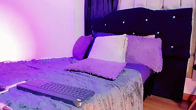 lesly_xx – Kamerová šou