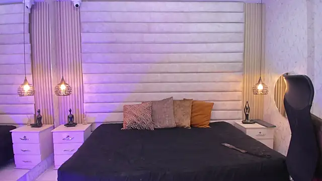 VictoriaaBlair's Live XXX Chat