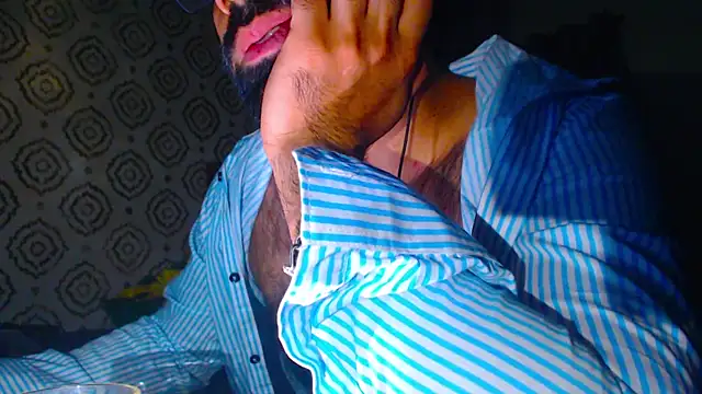 cutebeardi Adlı Modelin Web Kamerası Şovu