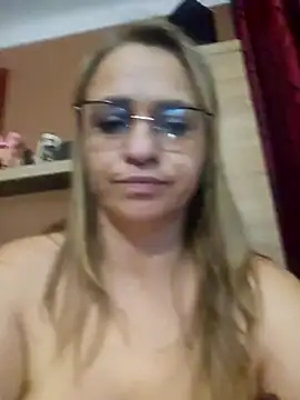 BLONDKICIA1 – Live XXX-chat