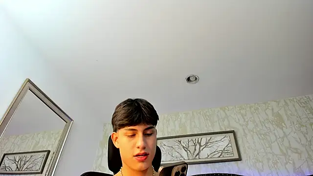 Lander_Cruz Live XXX-Chat