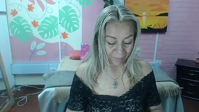 ZAMANTHAn Live XXX chat