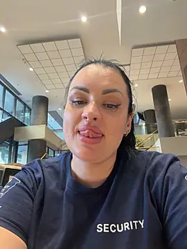 Simona_love777 – Kamerová šou