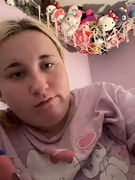 Chat +18 de imawhorenslut19 ao vivo