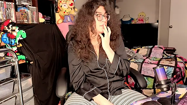 ShinyCherub Pertunjukan Webcam