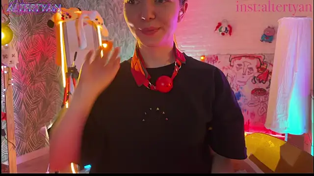 altertyan Adlı Modelin Canlı XXX Sohbeti