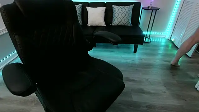 SamieSutton 现场XXX聊天