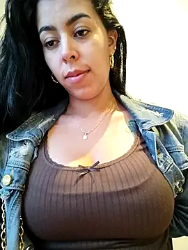 دردشة Luianna الجنسية المباشرة