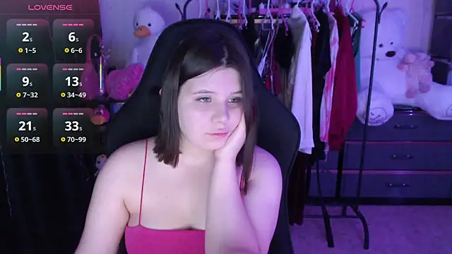 دردشة AmyVibess الجنسية المباشرة