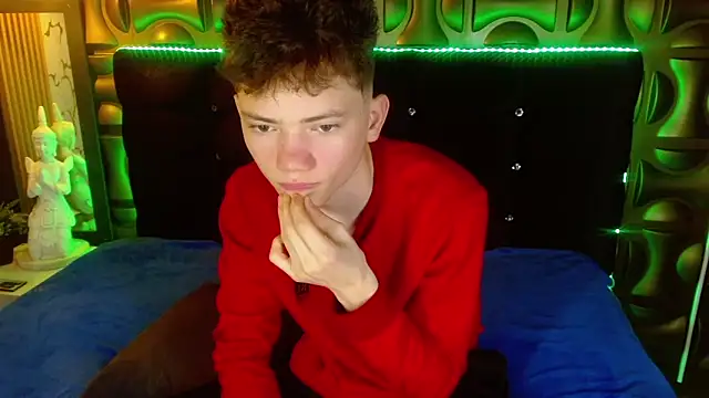 cruz_dante Chat XXX live