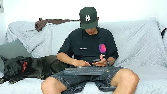 Party_Straight webkamerás műsora