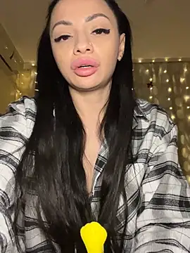 Chat XXX en directo de Layana_Ro