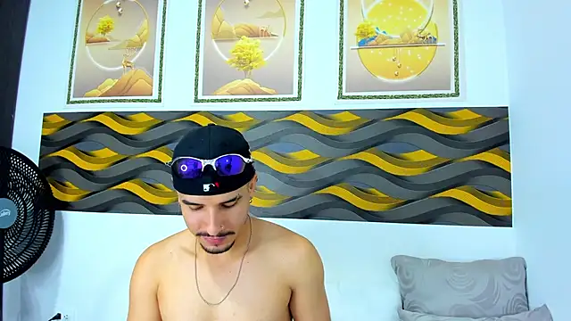 Leon_Hotx – Live XXX-chat