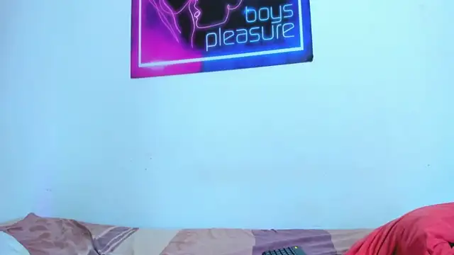 Pleasure_boys_hot 网络视讯表演