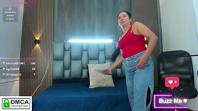 Czat XXX na żywo – lia_harper_