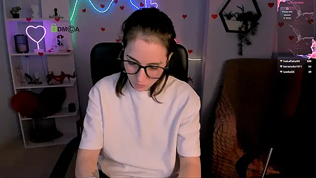 Pokazy przed kamerką – khloebeauty