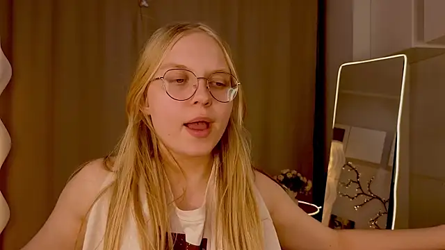 AlicaCohill Chat XXX live