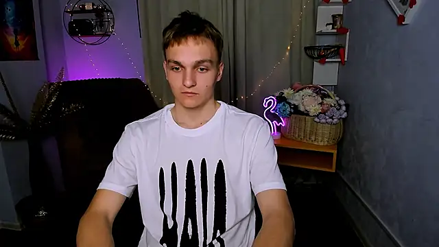 Show modela john_lik na web-kameri