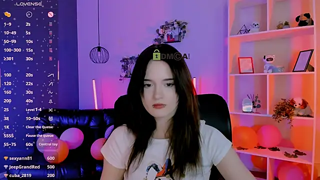 แชท XXX สดของ liana_kisses