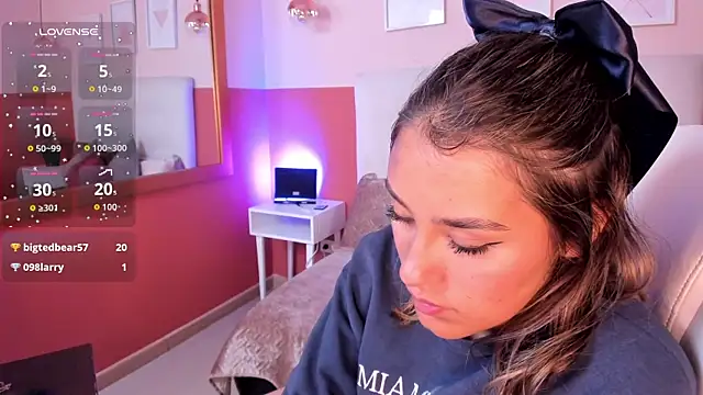 Chat +18 de _Sophie__miller ao vivo