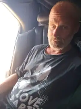 XXX chat uživo modela FloppyPickle4u