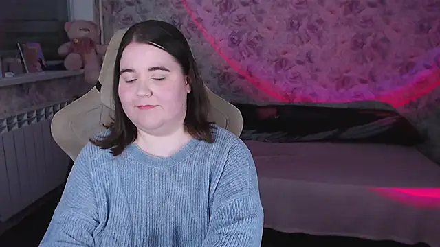 Estelle_Hicks Adlı Modelin Canlı XXX Sohbeti